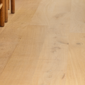 egetræsgulv med naturolie